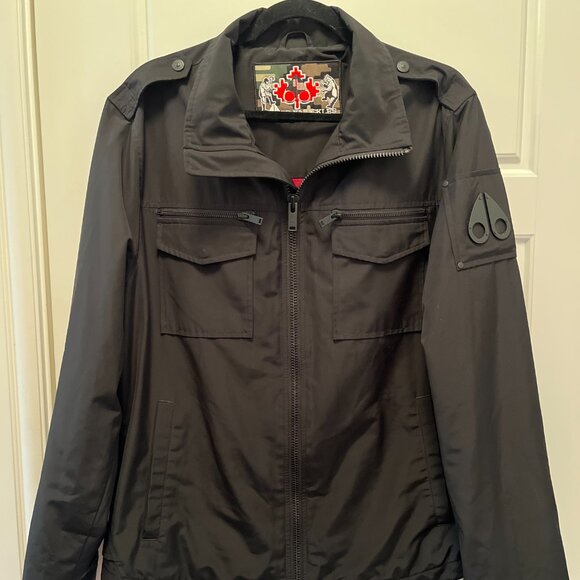 Moose Knuckles Men’s Lightweight Black Jacket – Red Plaid Interior - Picture 3 of 7